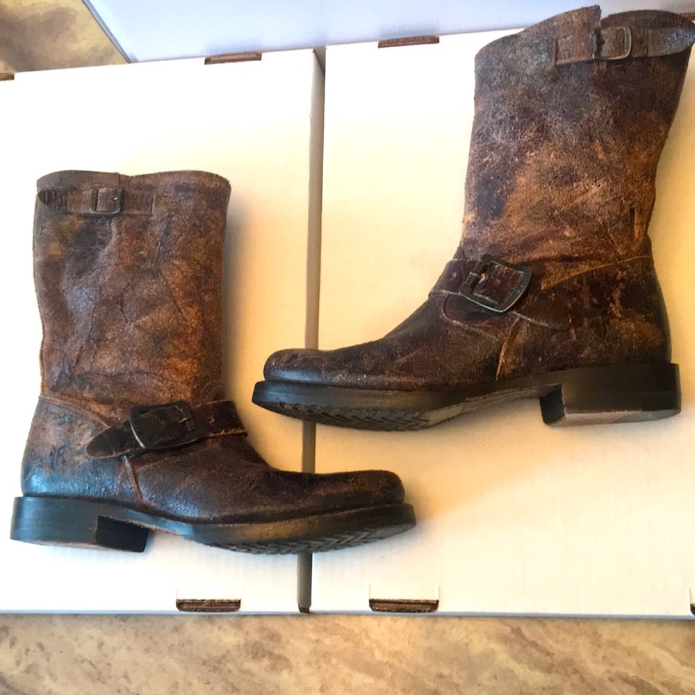 Frye Distressed Leather Ankle Boots Size 7